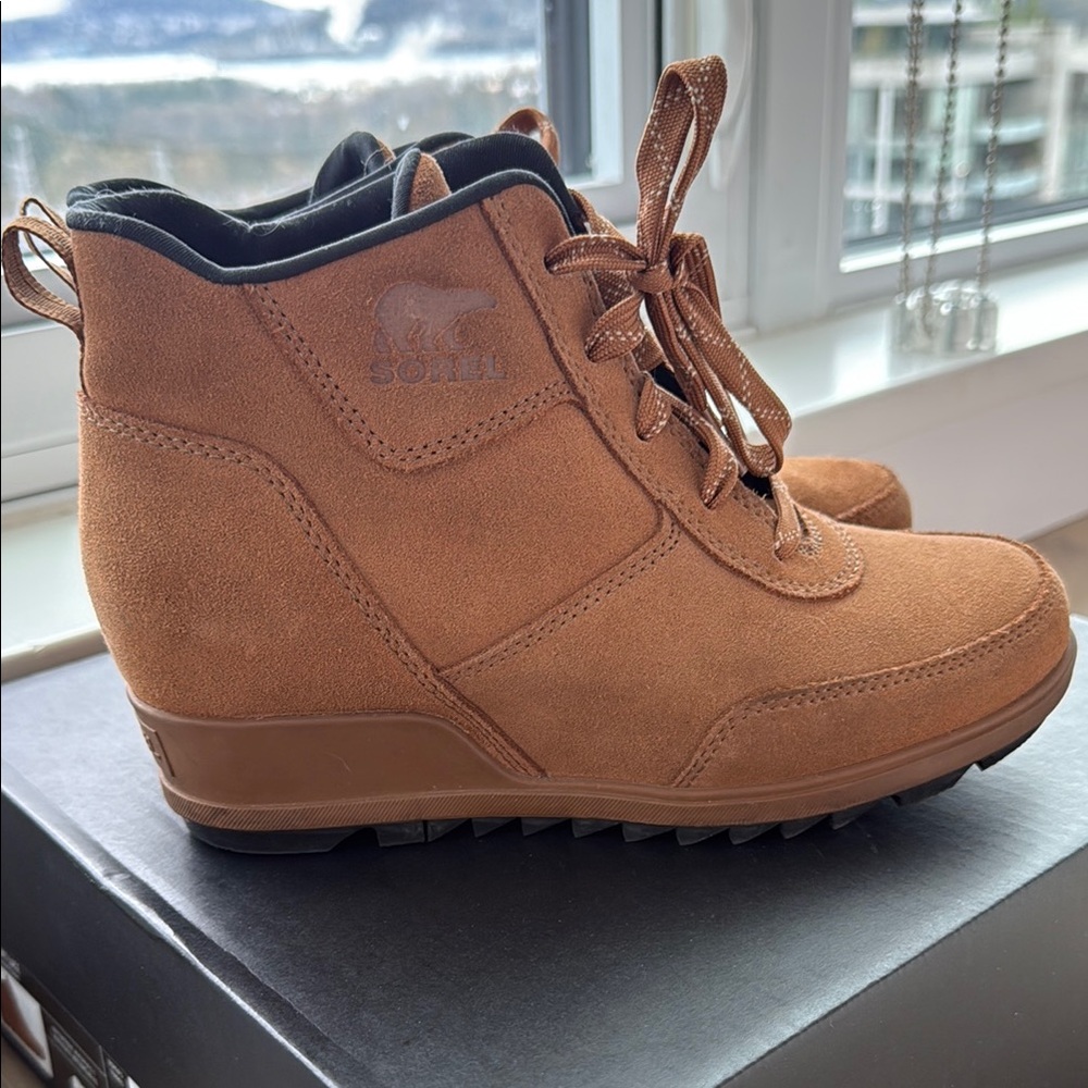 Sorel Evie Sport Lace Booties (Waterproof) in Velvet Tan